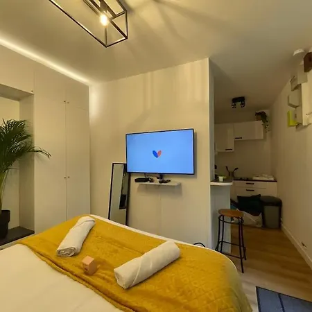 Centre - Joli Avec Espace Exterieur